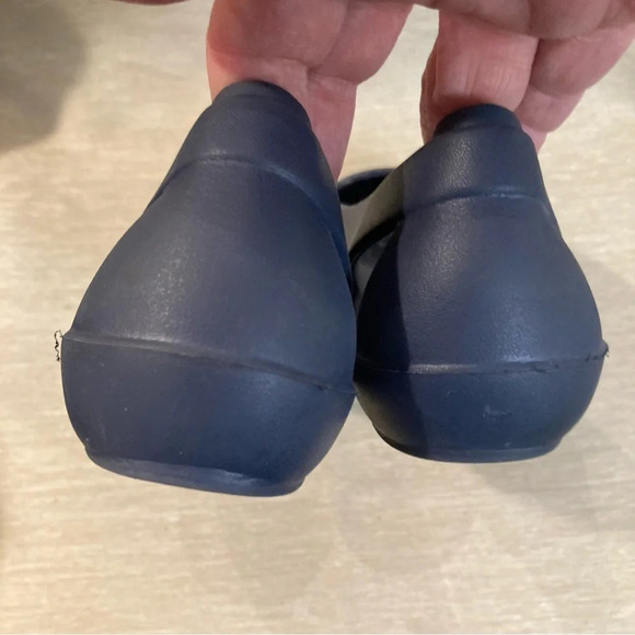 CROCS Sz 8 Sienna Flat Slip On Squarish Toe Cap Comfort Ballet Style Flats Shoes - Picture 7 of 9